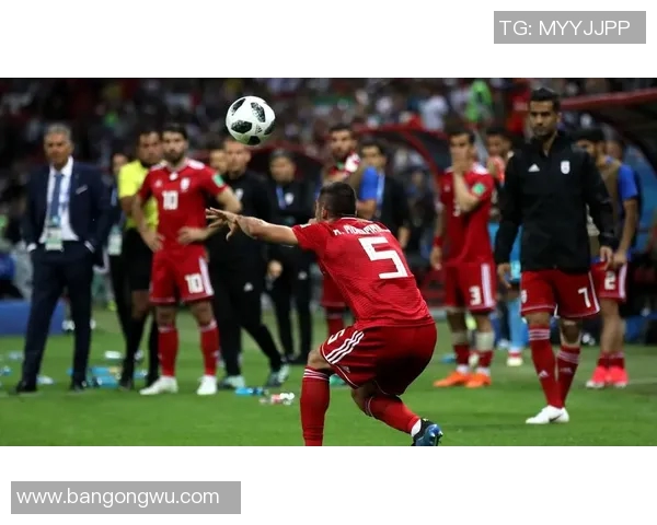 伊朗与中国足球友谊赛聚力直播精彩瞬间全程回顾与分析